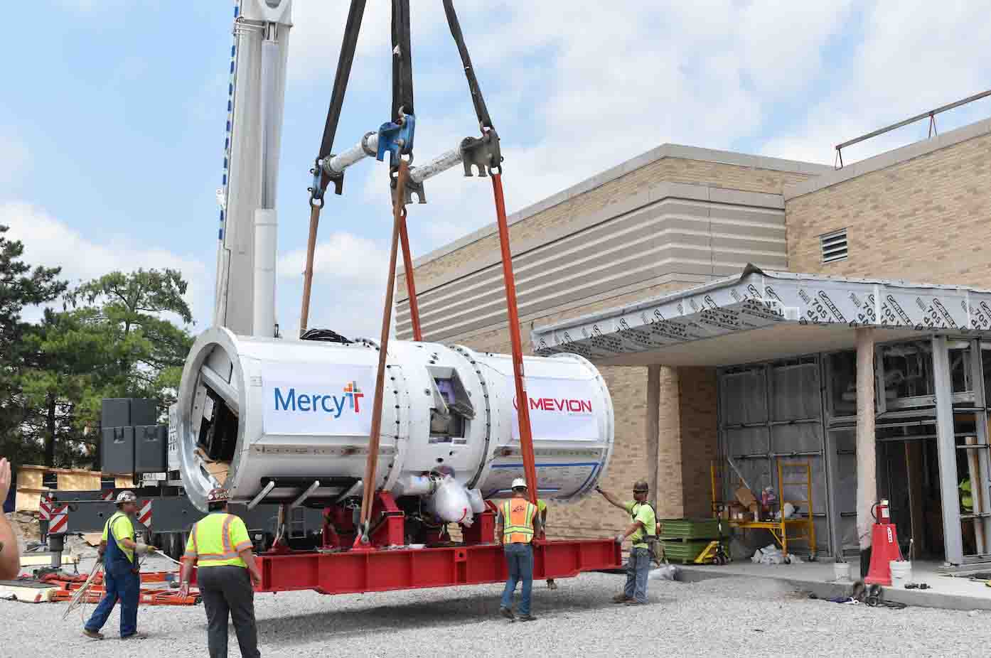Mevion compact proton therapy for Mercy Hospital St. Louis in Missouri